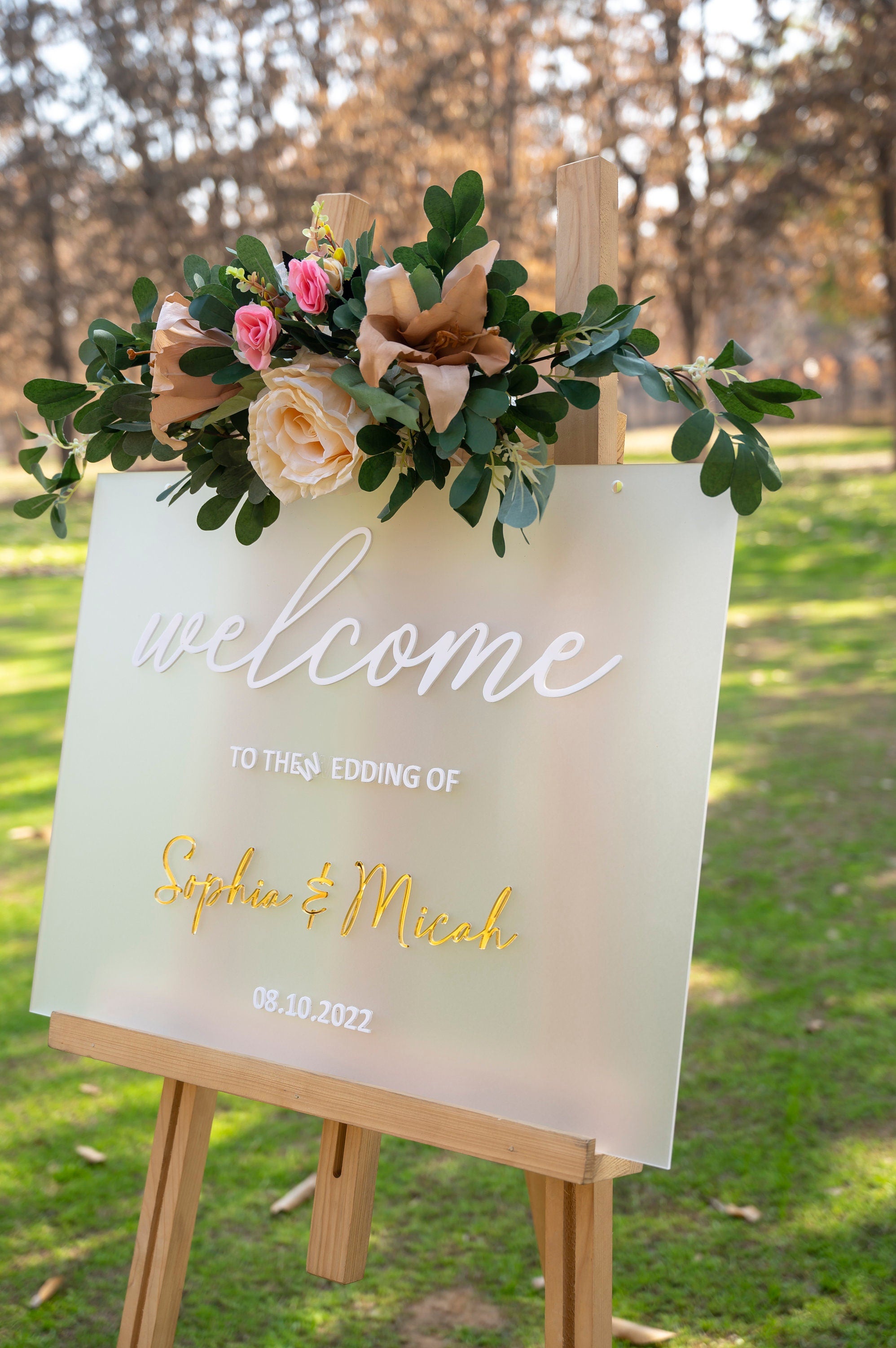 Frosted Acrylic Wedding Welcome Sign ,Acrylic Welcome Sign, Wedding Signage, Last Name Welcome Sign, 3D Welcome Sign, Custom Wedding Sign
