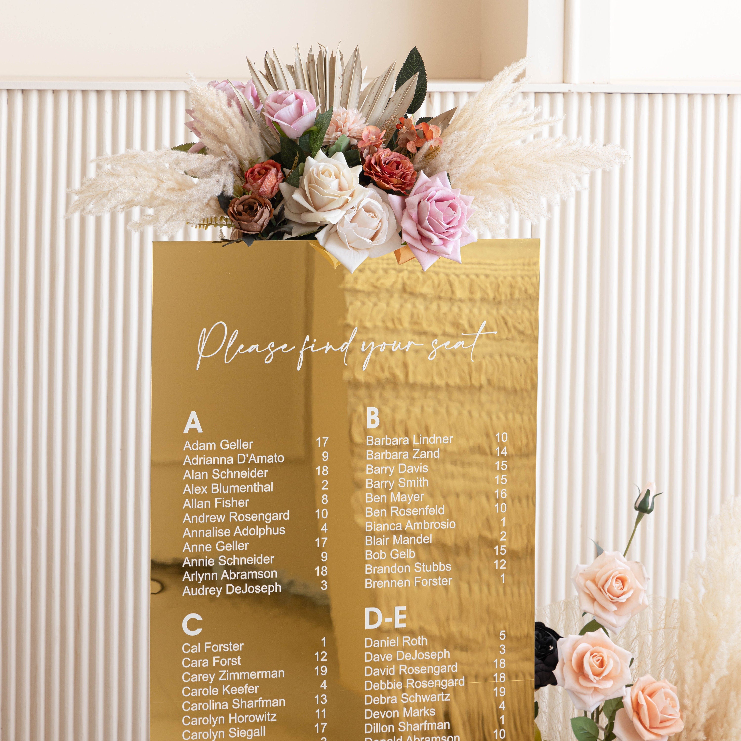 Gold Mirror Wedding Seating Chart - Find Your Seat Sign - Table Plan Sign - Wedding Guests Plan - Wedding seating sign, custom seating chart